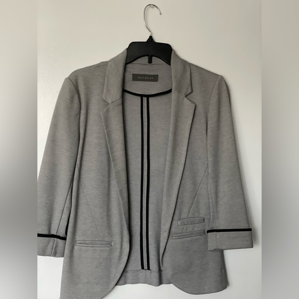 Suzy Shier 3/4 Length Tapered Blazer Size XS